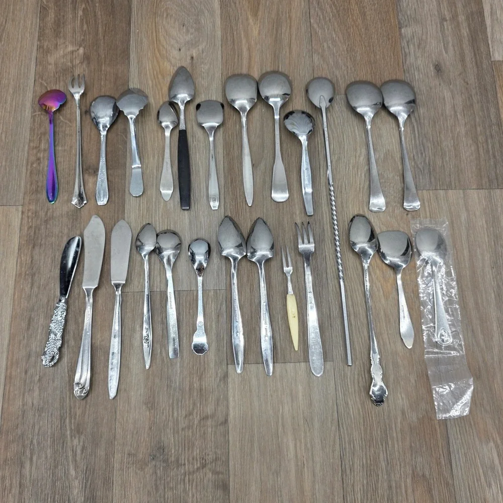 Mixed Vintage Flatware Lot Oneida Gero Stainless Steel Spoons Knives Forks 26pc